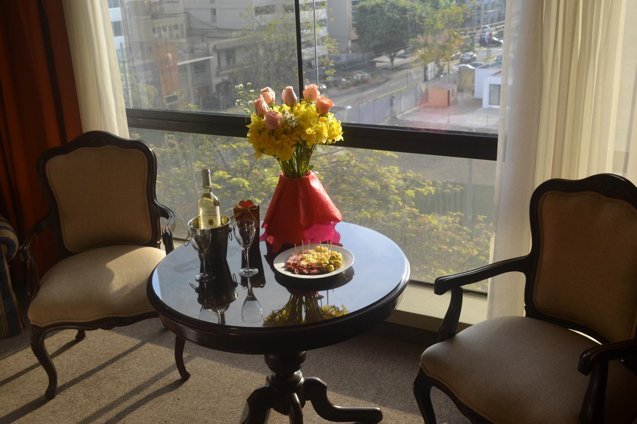 Suites Plaza Las Flores Lima Exterior foto