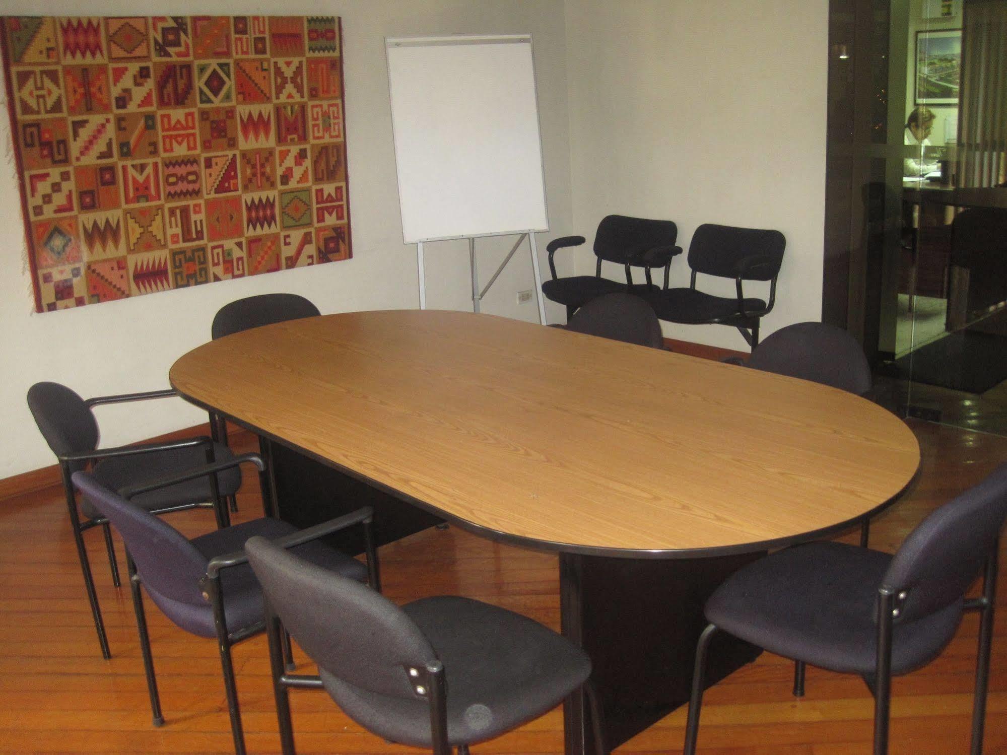Suites Plaza Las Flores Lima Exterior foto